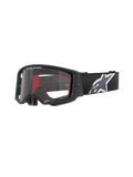Alpinestars Supertech Corp Goggles, Motocross-Schutzbrille, Schwarz mit roter Innenseite, klares Glas, schwarzes Band mit großem weißem Stern-Logo, „ONE GOAL. ONE VISION.“ Branding, Performance-Offroad-Brille