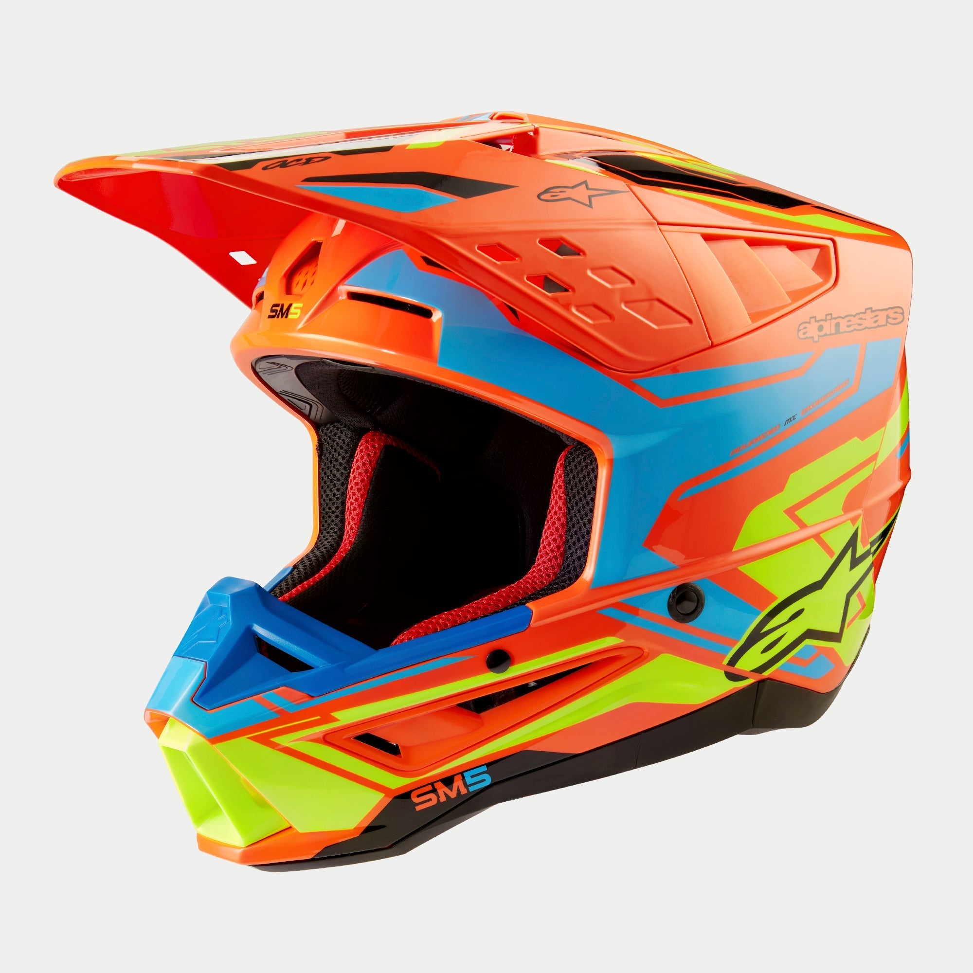 S-M5 Helm Action 2 ECE 22.06
