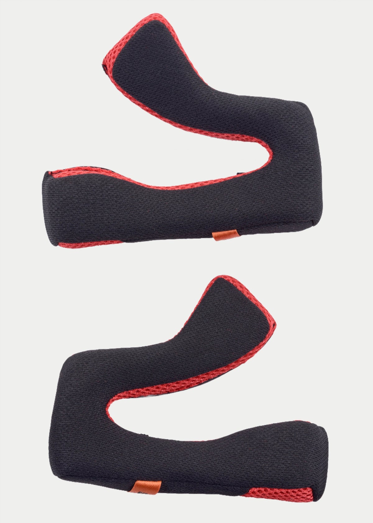 Alpinestars S-M5 Wangenpolster-Set +5 mm, Helmzubehör, schwarze Polsterung mit roten Mesh-Akzenten, ergonomisch konturiertes Design für optimale Gesichtspassform, orangefarbene Entriegelungslaschen, Ersatz-Innenausstattung für S-M5 Motocross-Helme