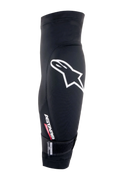 Alpinestars Aria Knieschutz, Schwarz und Weiß, atmungsaktive Mesh-Hülle mit großem weißen Astars-Logo, 'ASTARS RIGHT'-Schriftzug und verstellbarem Riemen unten, leichter Mountainbike- und Radsportschutz