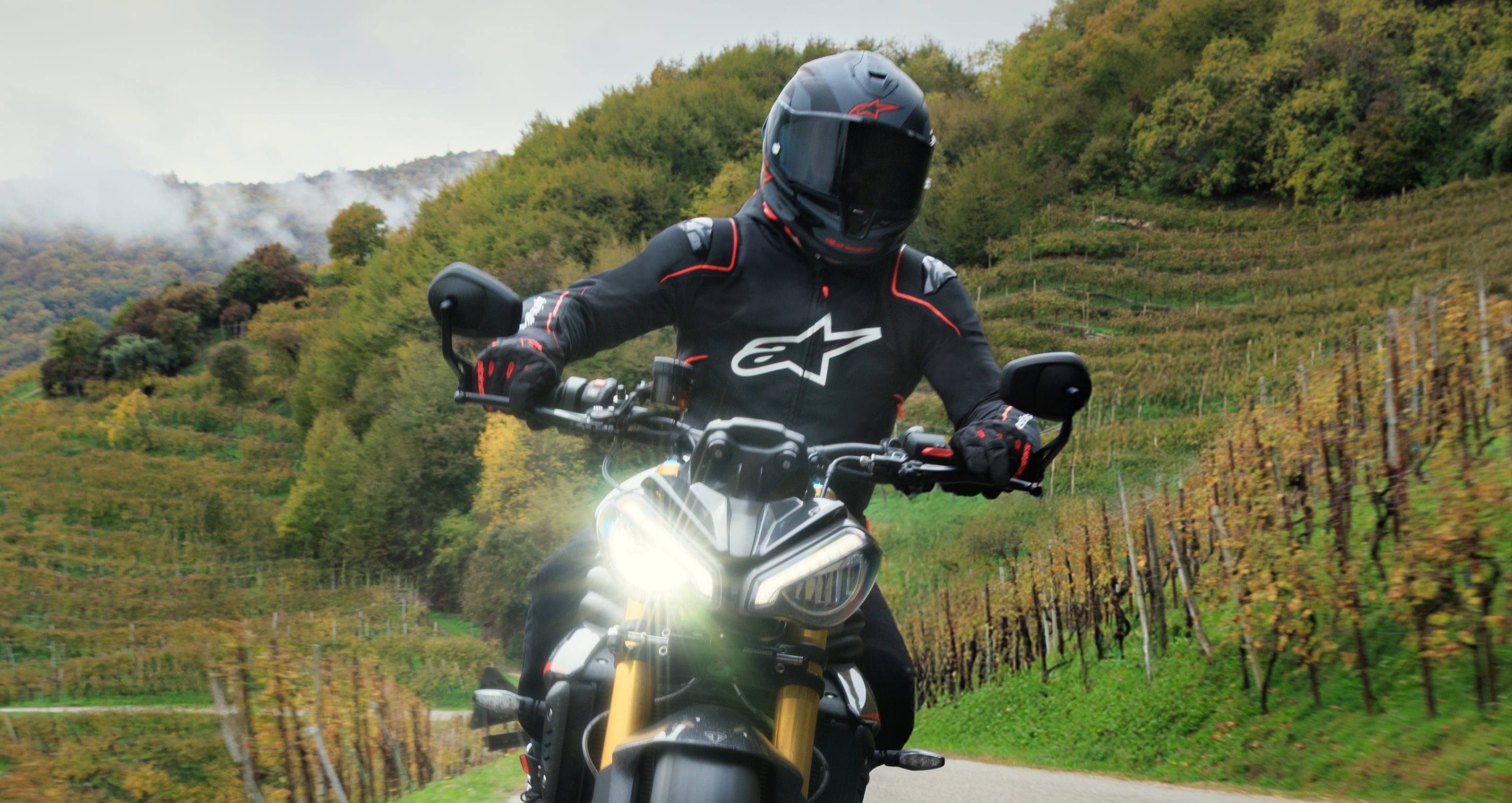 Zaca V2 Waterproof - Black Motorcycle Jacket | Alpinestars®