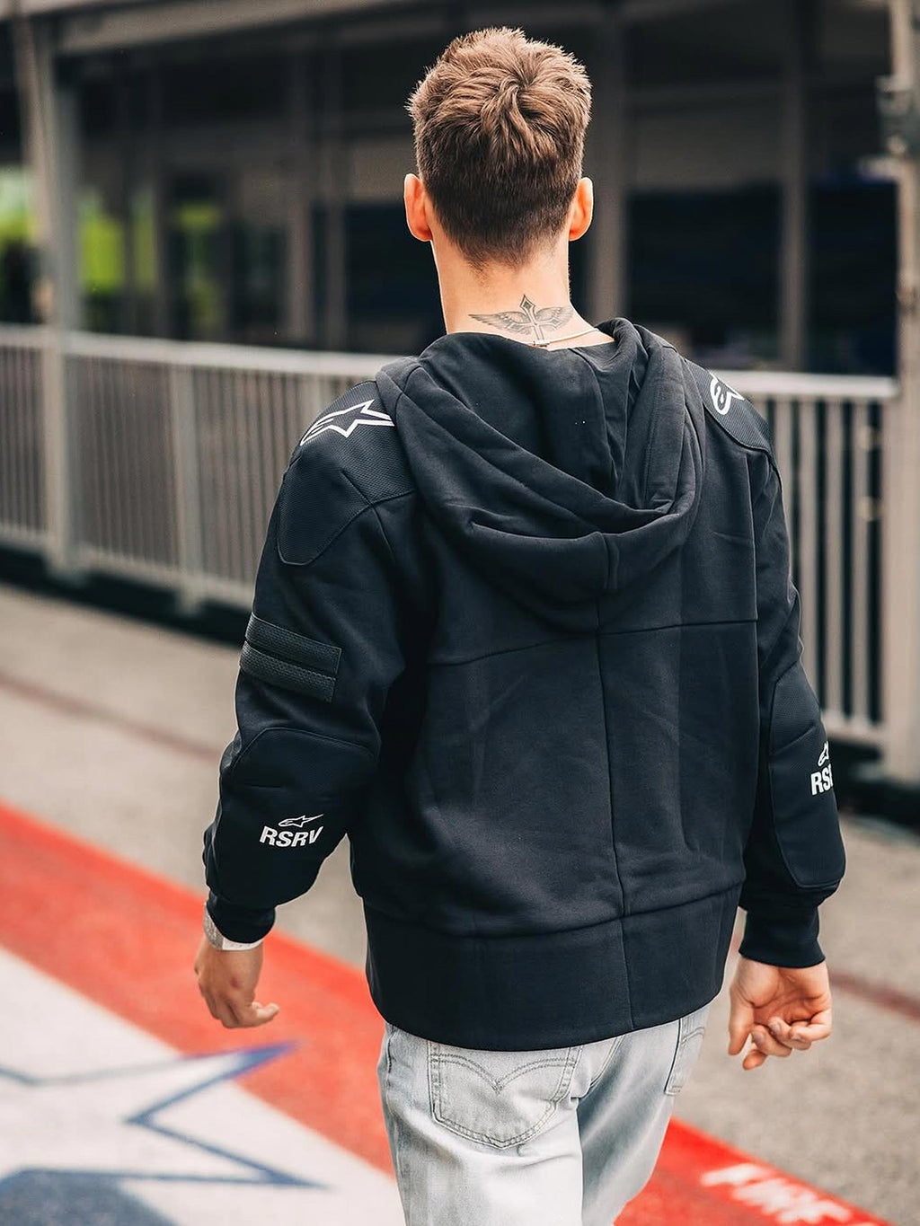 RSRV Braced Kapuzenpullover
